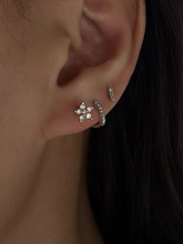 Load image into Gallery viewer, Flora Ball Screw-Back Studs (SS)