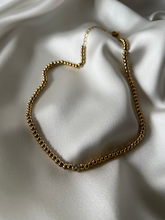 Load image into Gallery viewer, Mackenzie