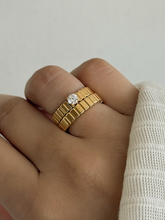 Load image into Gallery viewer, Atlas