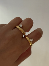 Load image into Gallery viewer, Amaris