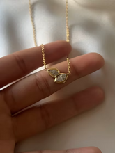 Load image into Gallery viewer, Sabina Necklace
