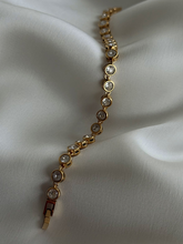 Load image into Gallery viewer, Jura
