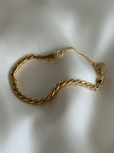 Load image into Gallery viewer, Faustine Bracelet
