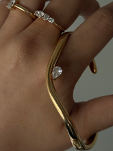 Load image into Gallery viewer, Opaline
