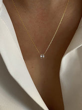 Load image into Gallery viewer, Zara
