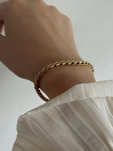 Load image into Gallery viewer, Faustine Bracelet
