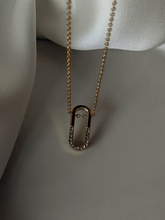 Load image into Gallery viewer, Regan
