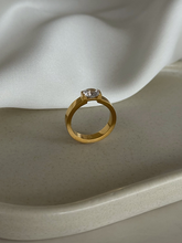 Load image into Gallery viewer, Ursa
