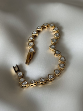 Load image into Gallery viewer, Kamari
